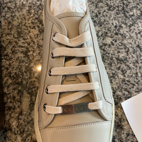 Gucci sneakers - Picture 1 of 5